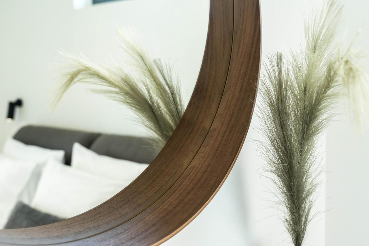 Nerea Boutique Suites Karystos ภายนอก รูปภาพ